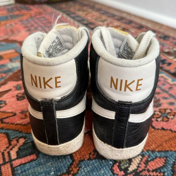 Nike Blazer Black and White Lace Up High Top Sneakers - Picture 3 of 7